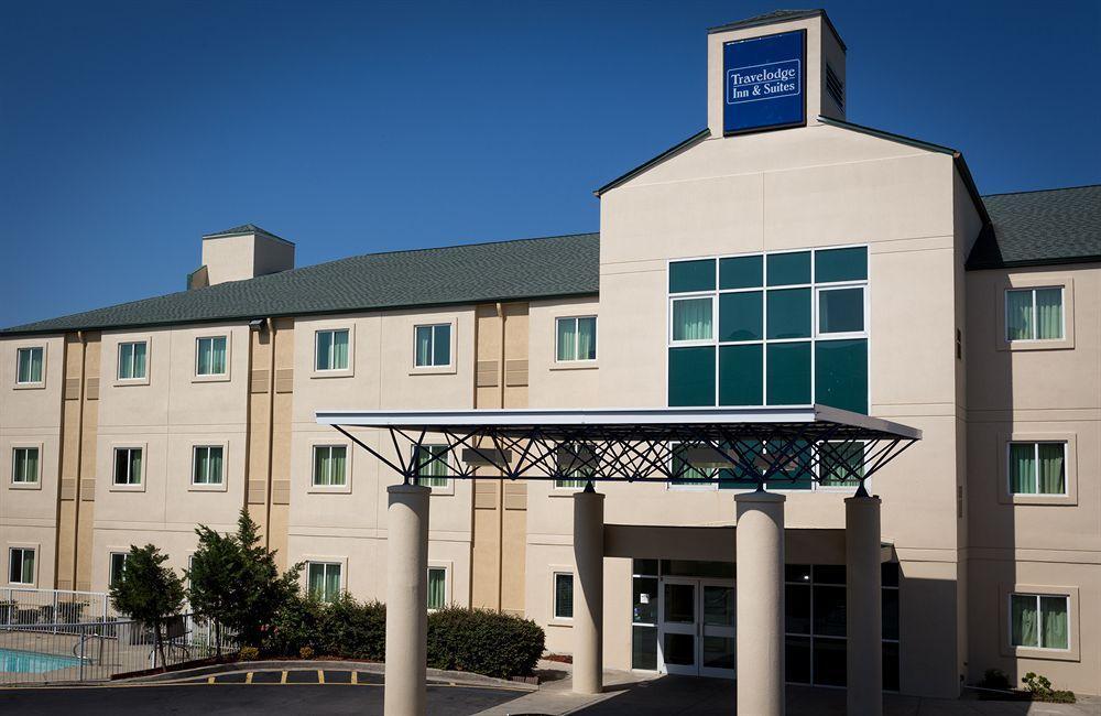 Days Inn & Suites By Wyndham Augusta Near Fort Eisenhower Exterior foto